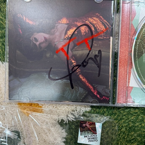 Taylor Swift Signed CD The Life of a Showgirl Show Girl Photo 2 #2
